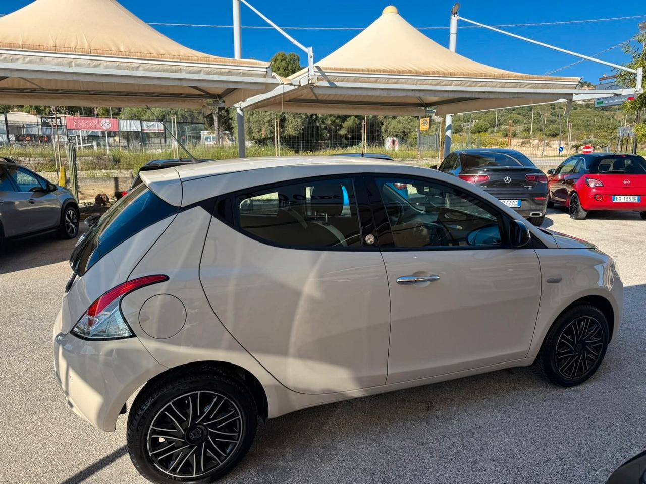 LANCIA YPSILON 1.2 BENZINA E GPL ECOCHIC UNICO PROPRIETARIO