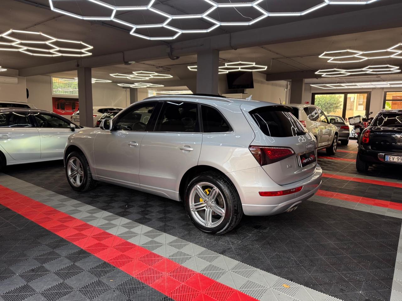 Audi Q5 2.0 TDI 170 CV quattro S tronic TETTO - FABIANOAUTO