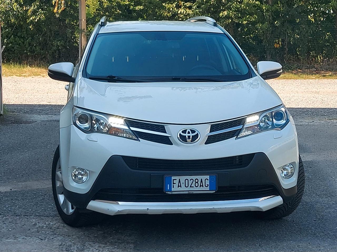 Toyota RAV 4 RAV4 2.2 D-CAT A/T 4WD Style White Ed.