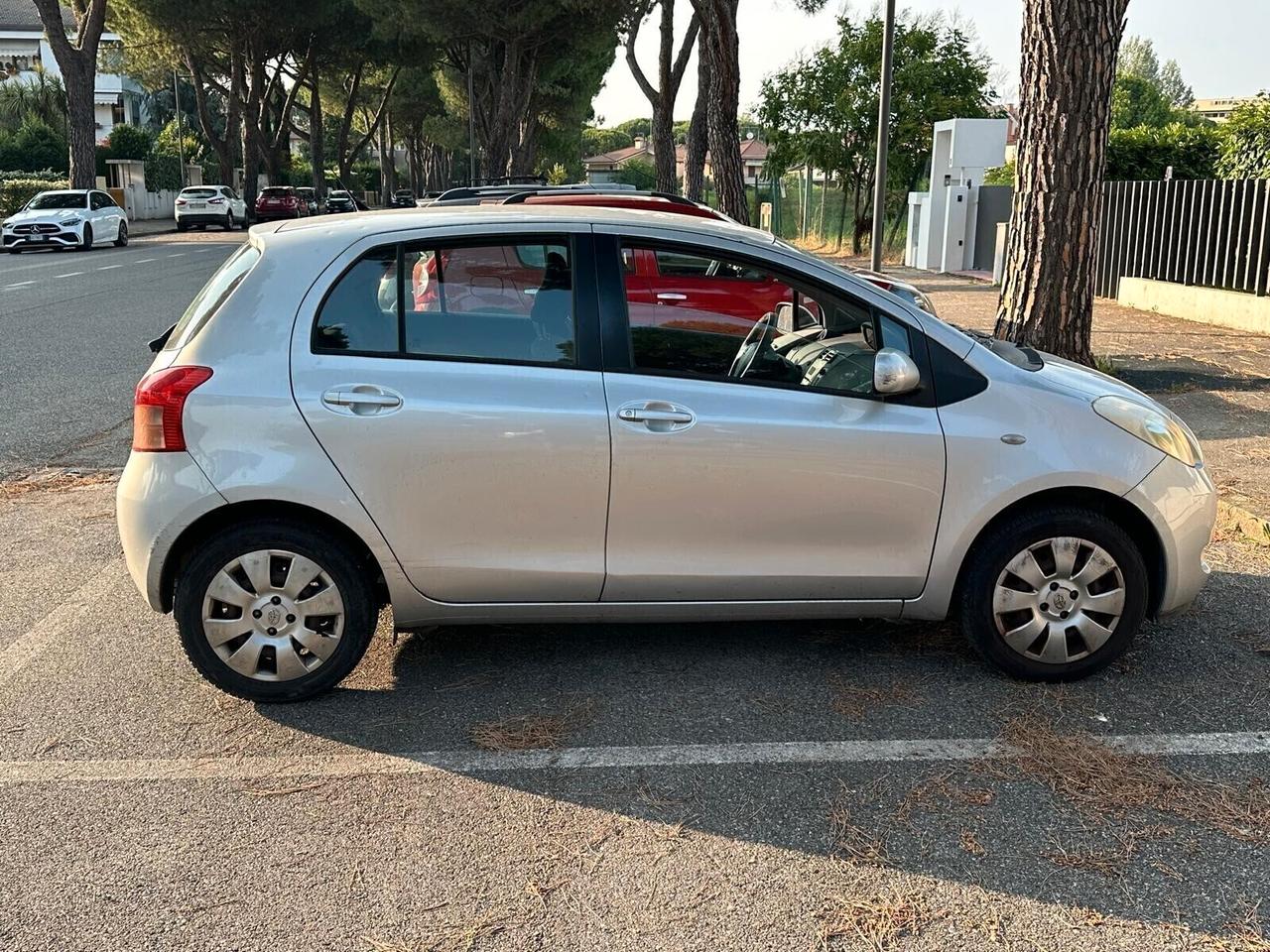 Toyota Yaris 1.0 - Neopatentati Unico proprietario