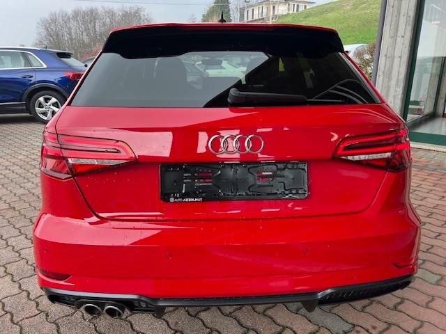 Audi A3 Sportback 35 tdi 150cv S-tr. S-line, 19", Cockpit