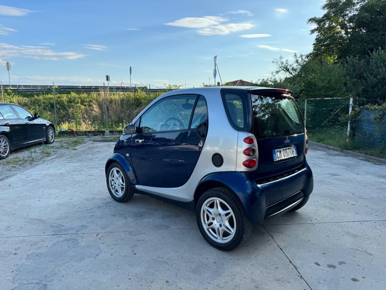 Smart ForTwo 700 coupé passion (45 kW)