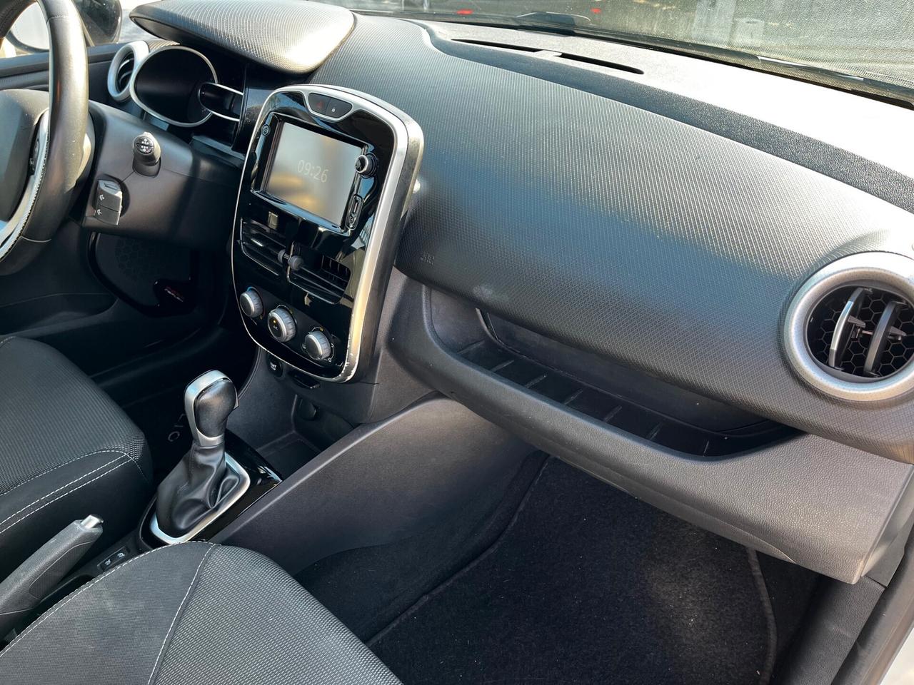 Renault Clio dCi 8V 90CV EDC Start&Stop 5 porte Energy Intens