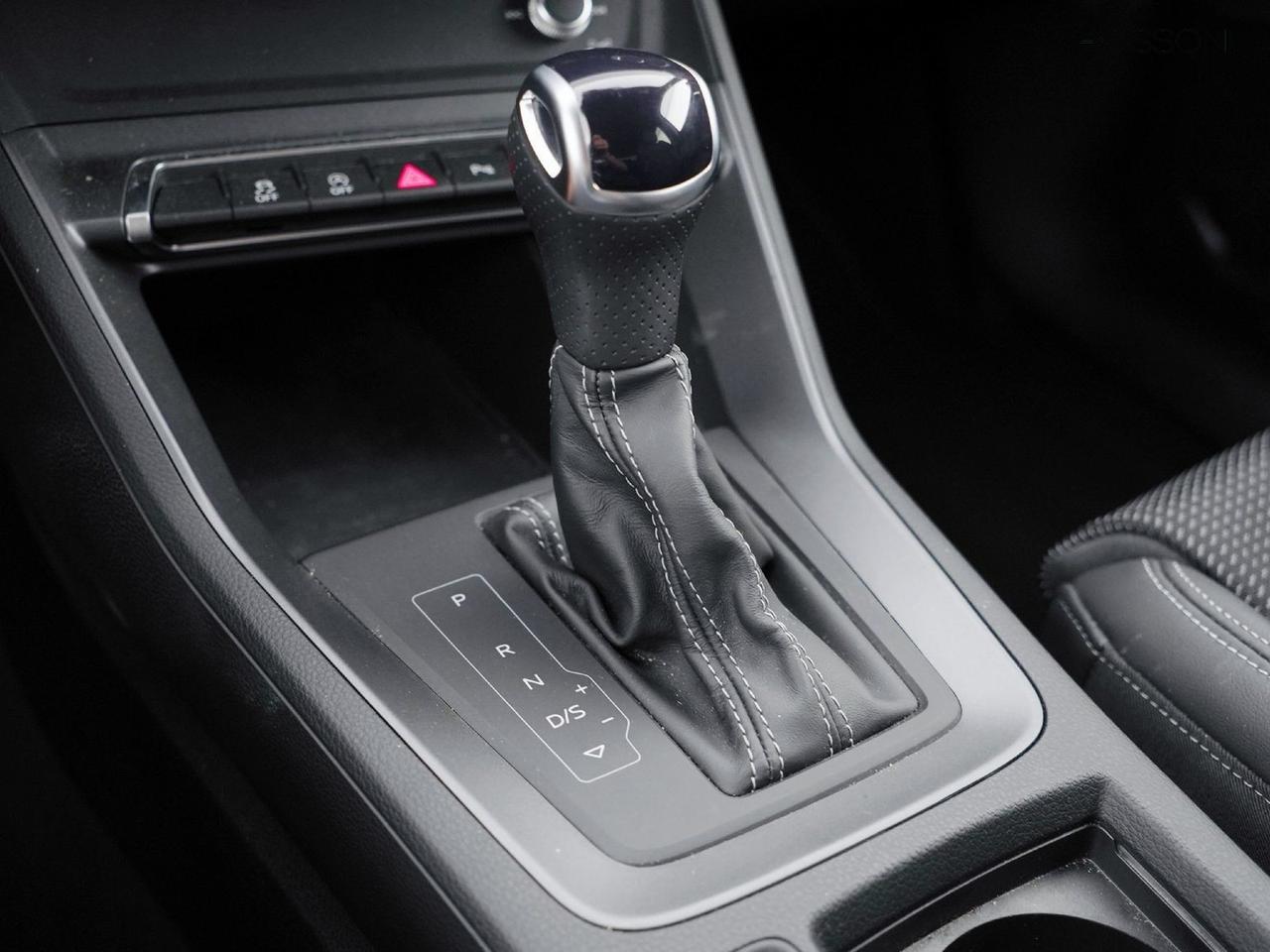 Audi Q3 35 2.0 tdi s line edition s tronic