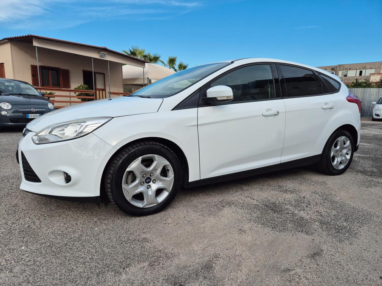 Ford FOCUS 1.6 TDCi 95 CV TITANIUM BERLINA NUOVA FULL 2013