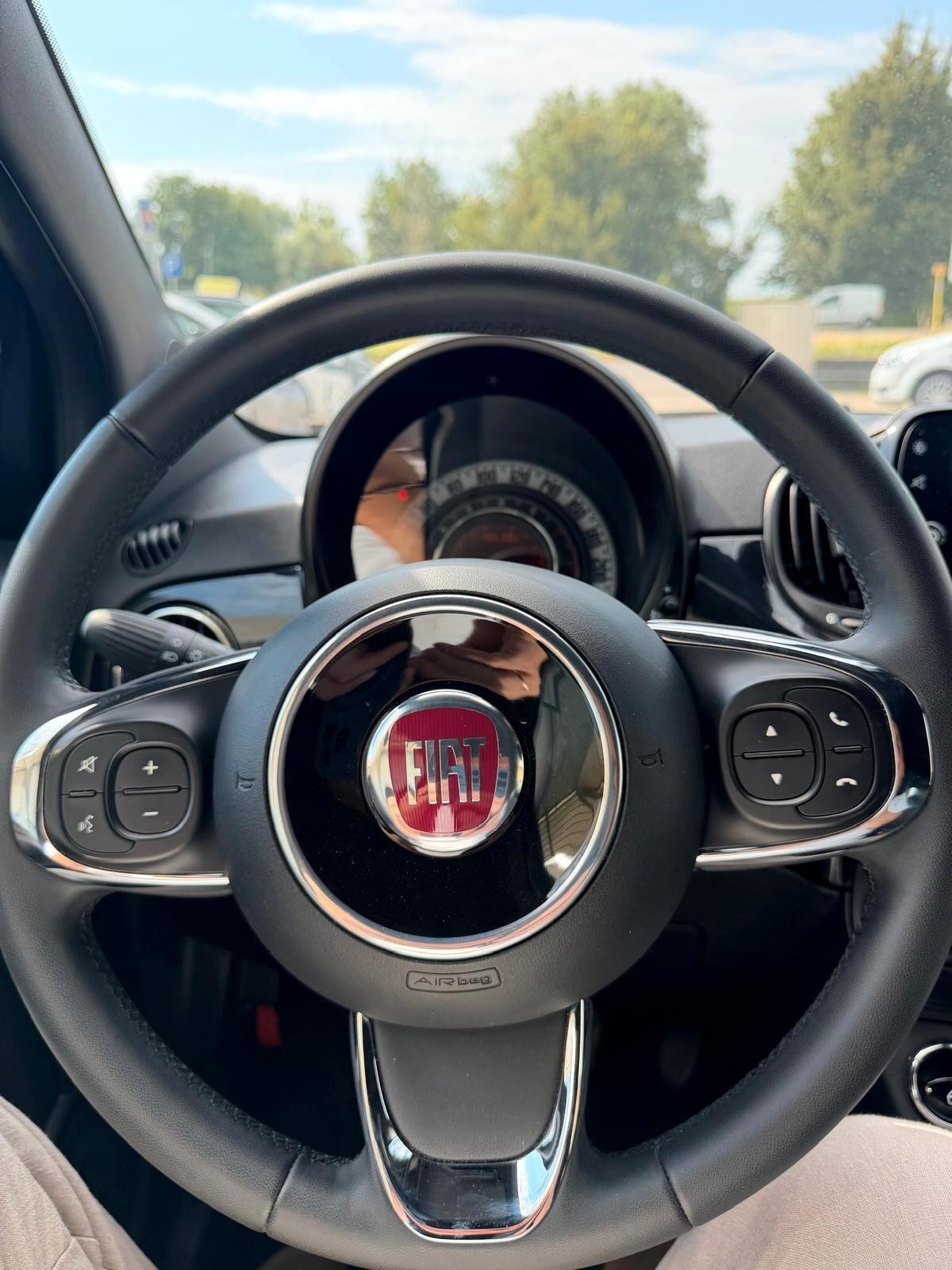 Fiat 500 C 1.0 Hybrid Dolcevita