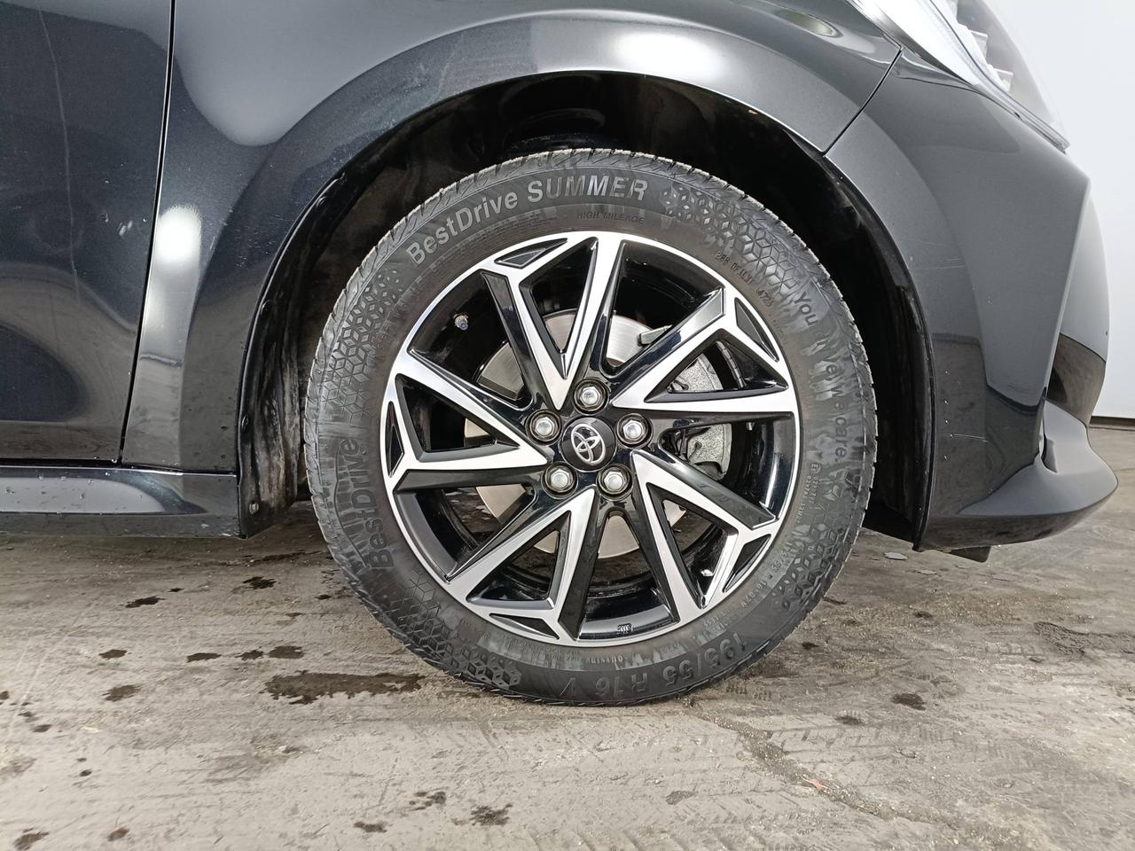 TOYOTA Yaris - MY '21