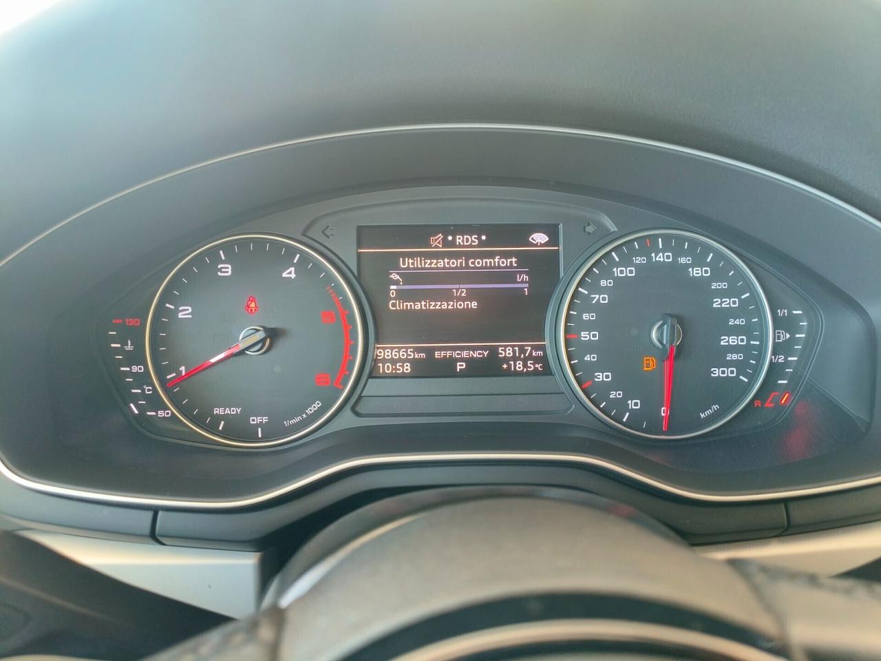 Audi A4 Avant 30 TDI/136 CV S tronic