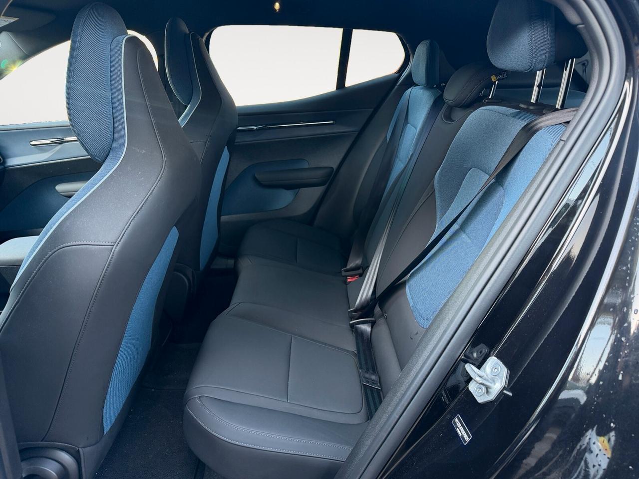 Volvo EX30 Single Motor Extended Range RWD *GARANZIA 08/2028*