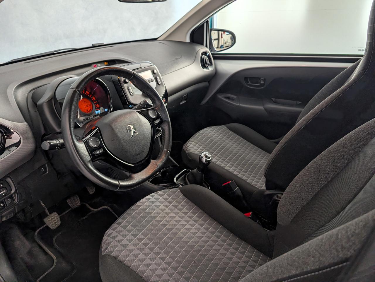 Peugeot 1.0 vti 72cv Active