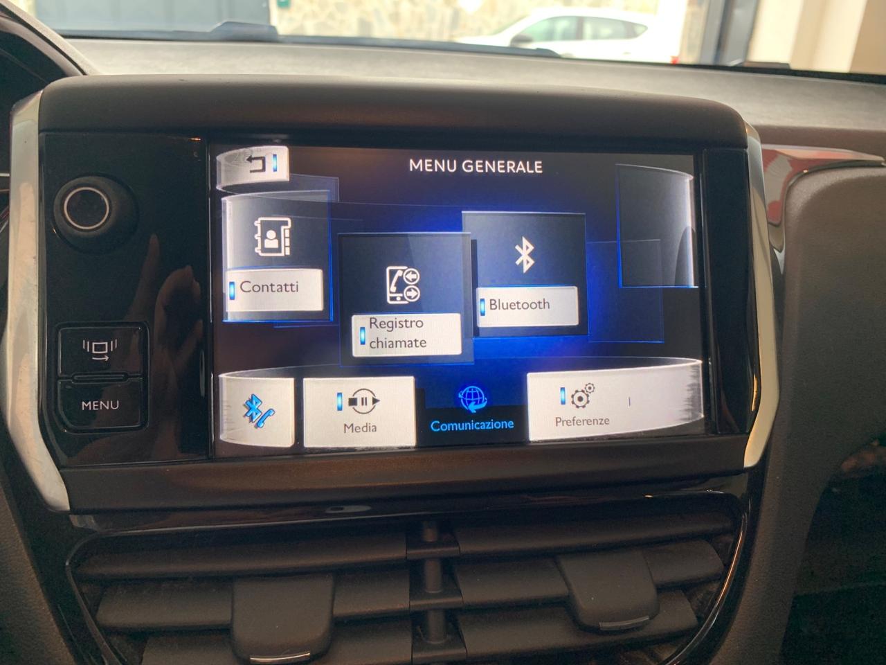 Peugeot 208 PureTech 82 5 porte Allure