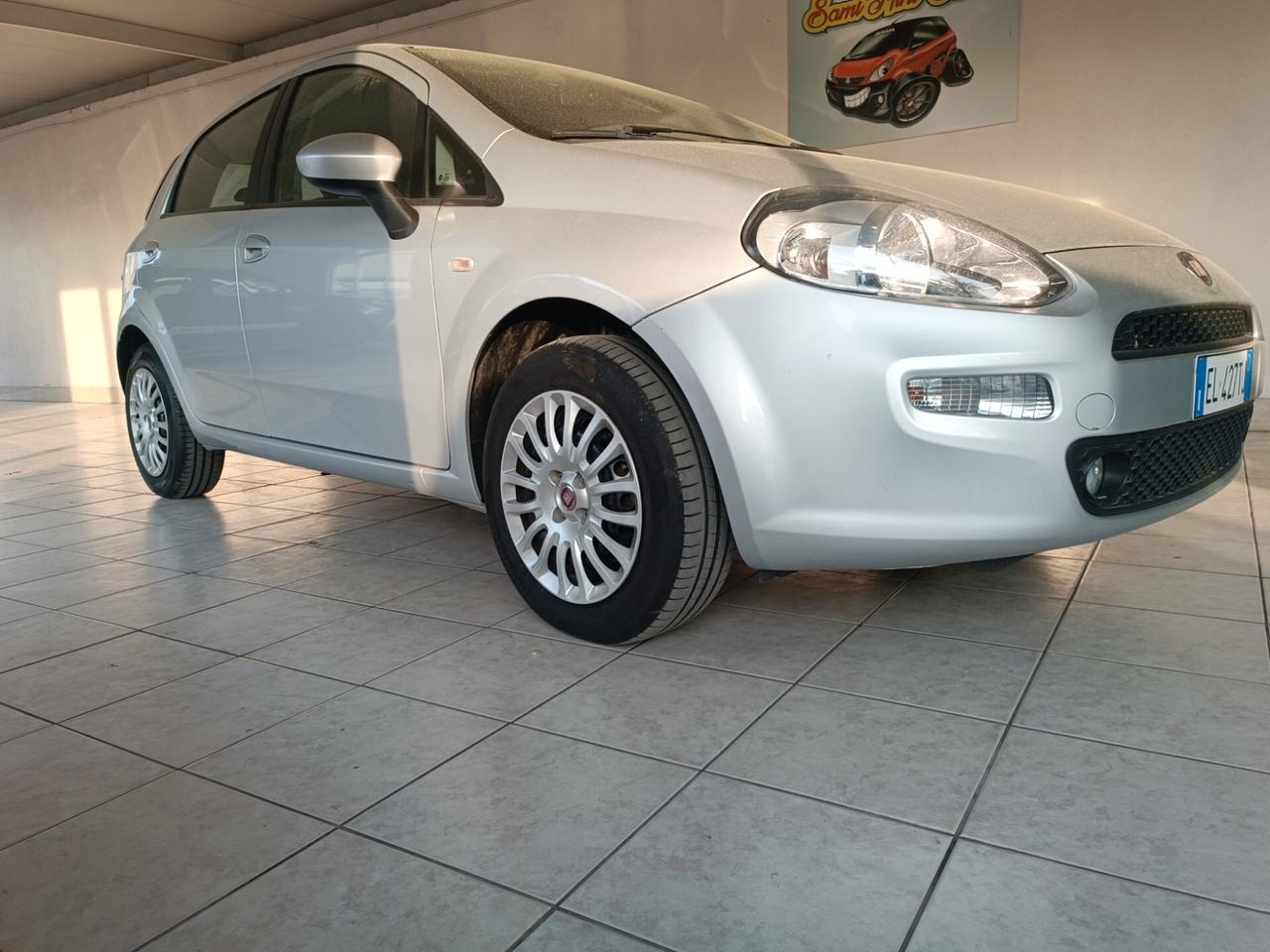 Fiat Punto Evo virgin radio