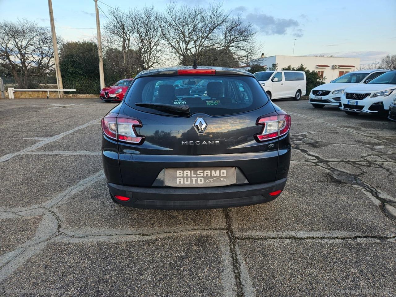 RENAULT Mégane 1.5 dCi 110 CV ST Attractive