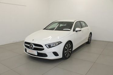 MERCEDES-BENZ A 200 d Sport Automatica