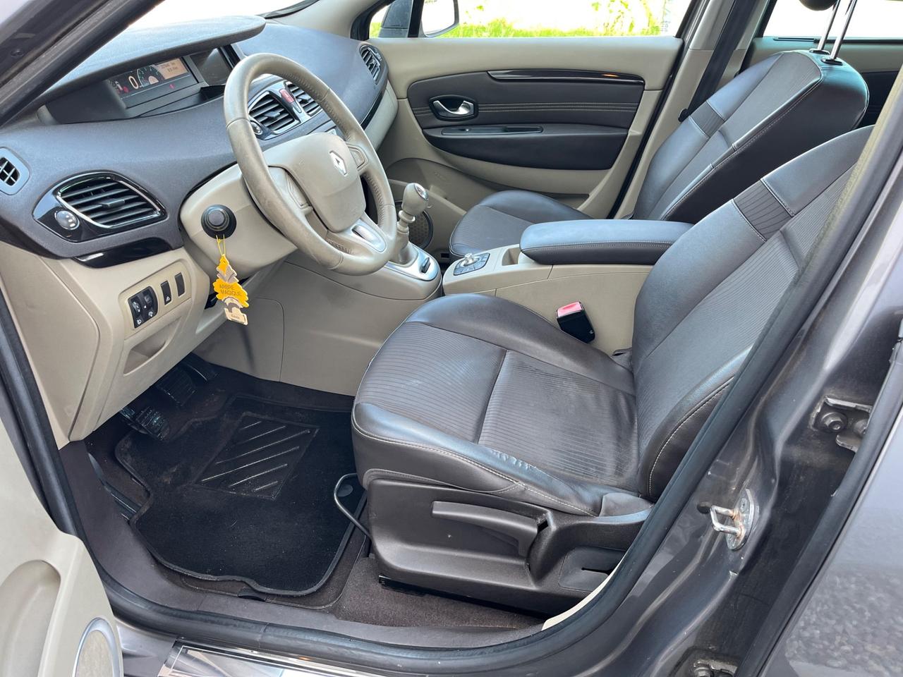 Renault Scenic Scénic X-Mod 1.9 dCi 130CV Luxe