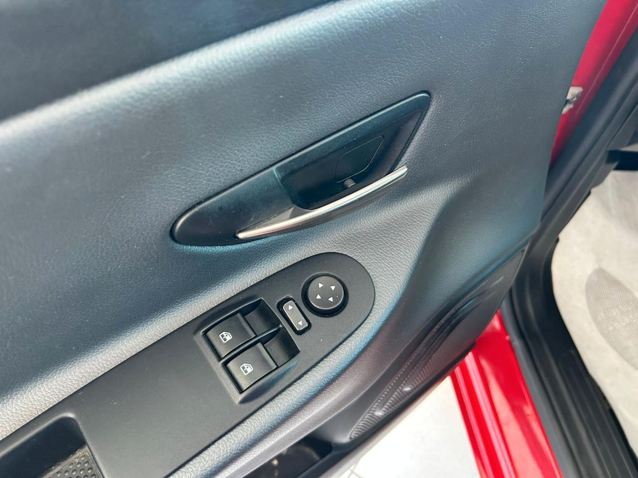 Lancia Y 0.9 METANO X NEOPATENTATI 2015