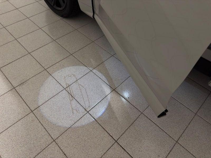 Land Rover Range Rover Sport 3.0D I6 249 MHEV Dynamic SE aut. N1 Autocarro