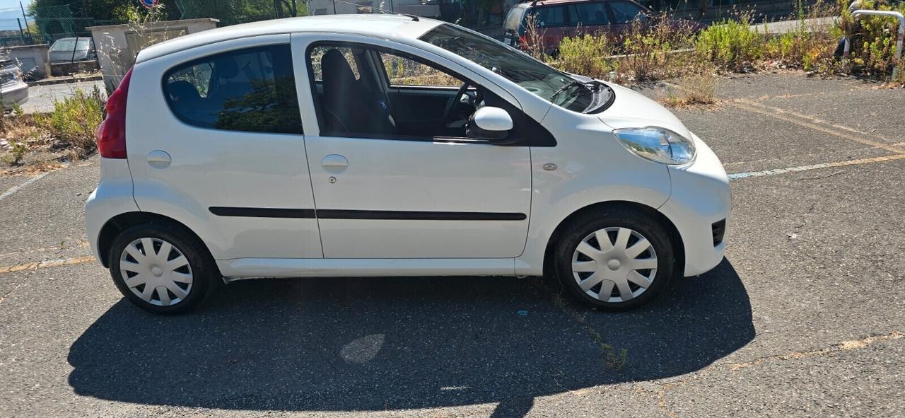 Peugeot 107 1.0 68CV 5p. Access