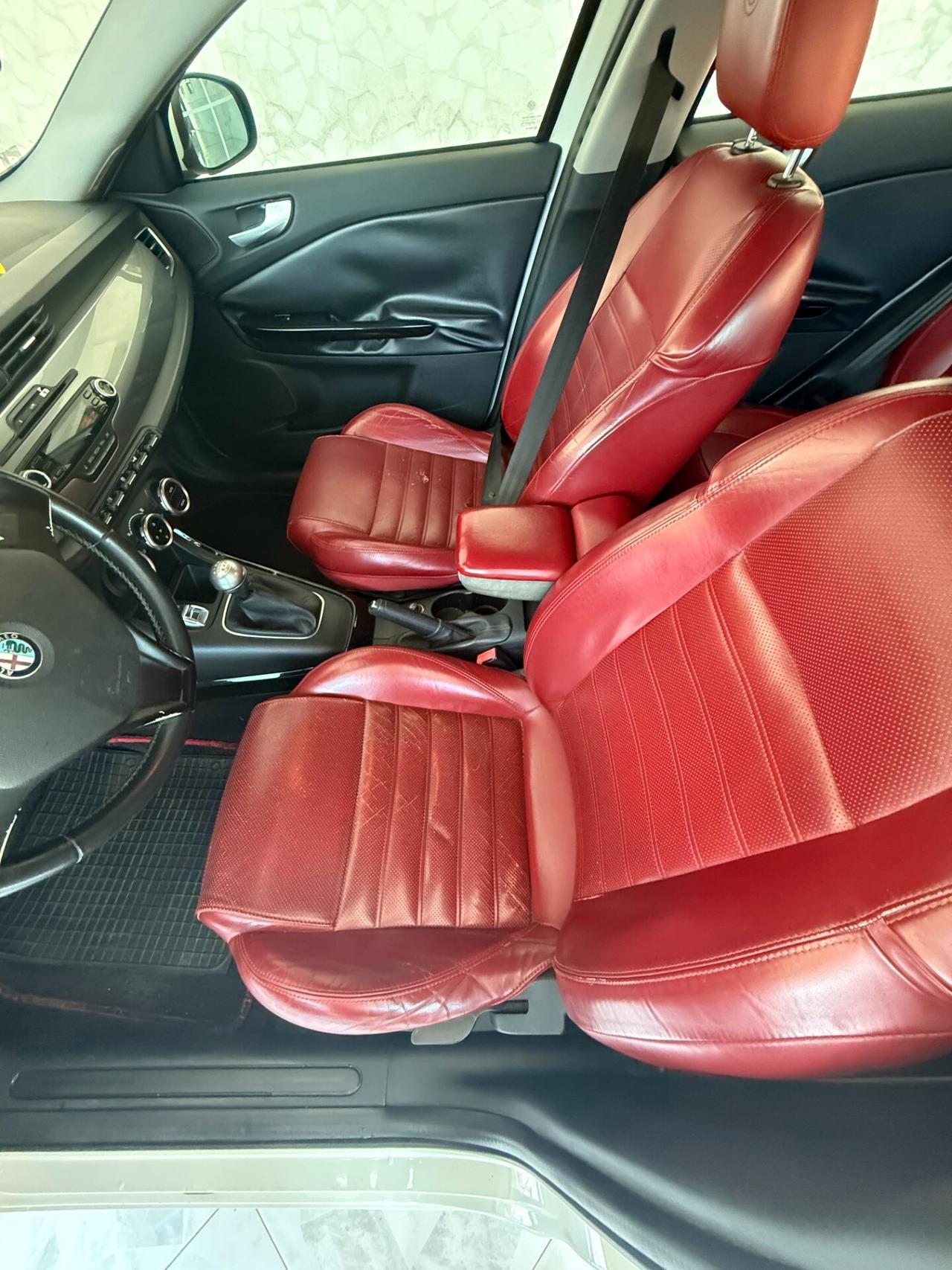 Alfa Romeo Giulietta 1.4 Turbo GPL MultiAir Distinctive