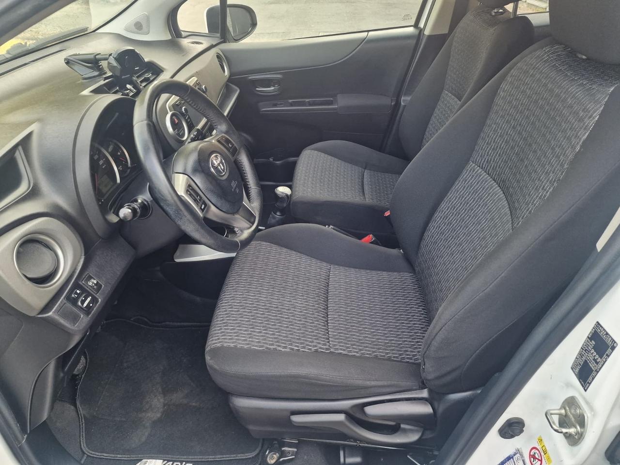 Toyota Yaris 1.0 5 porte Lounge