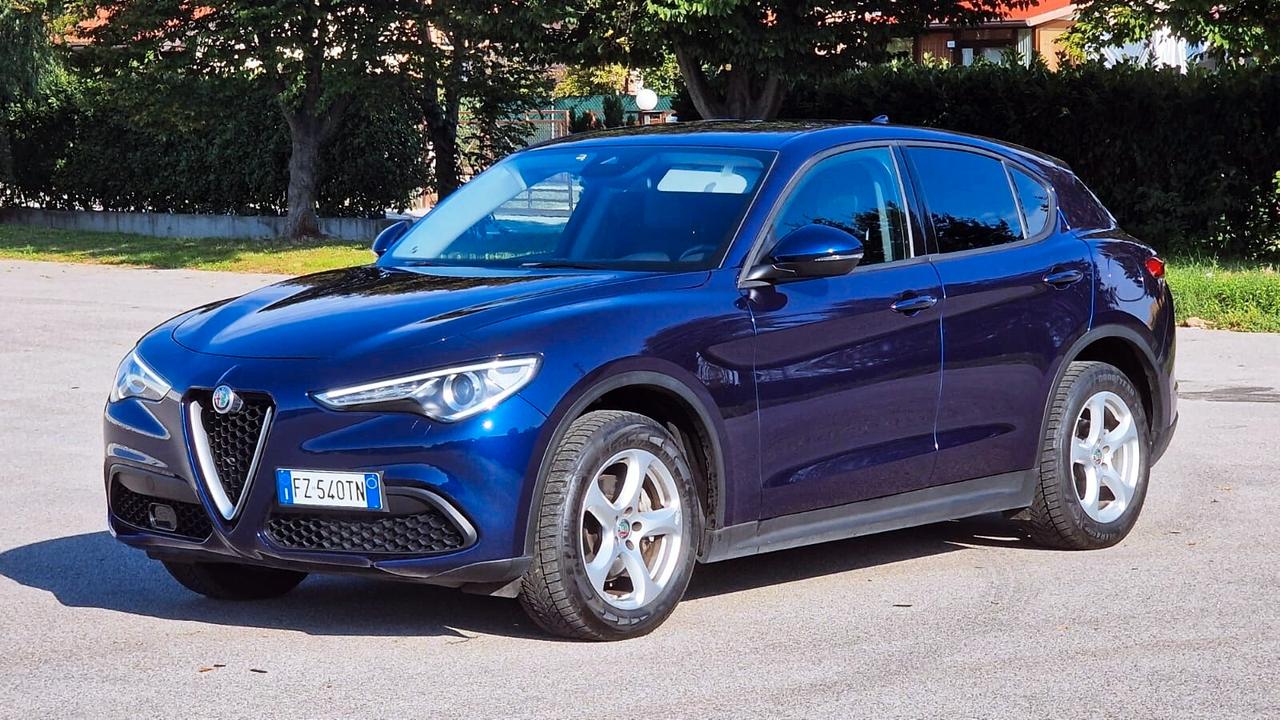 Alfa Romeo STELVIO 2.2 190CV 4x4 Gancio Traino