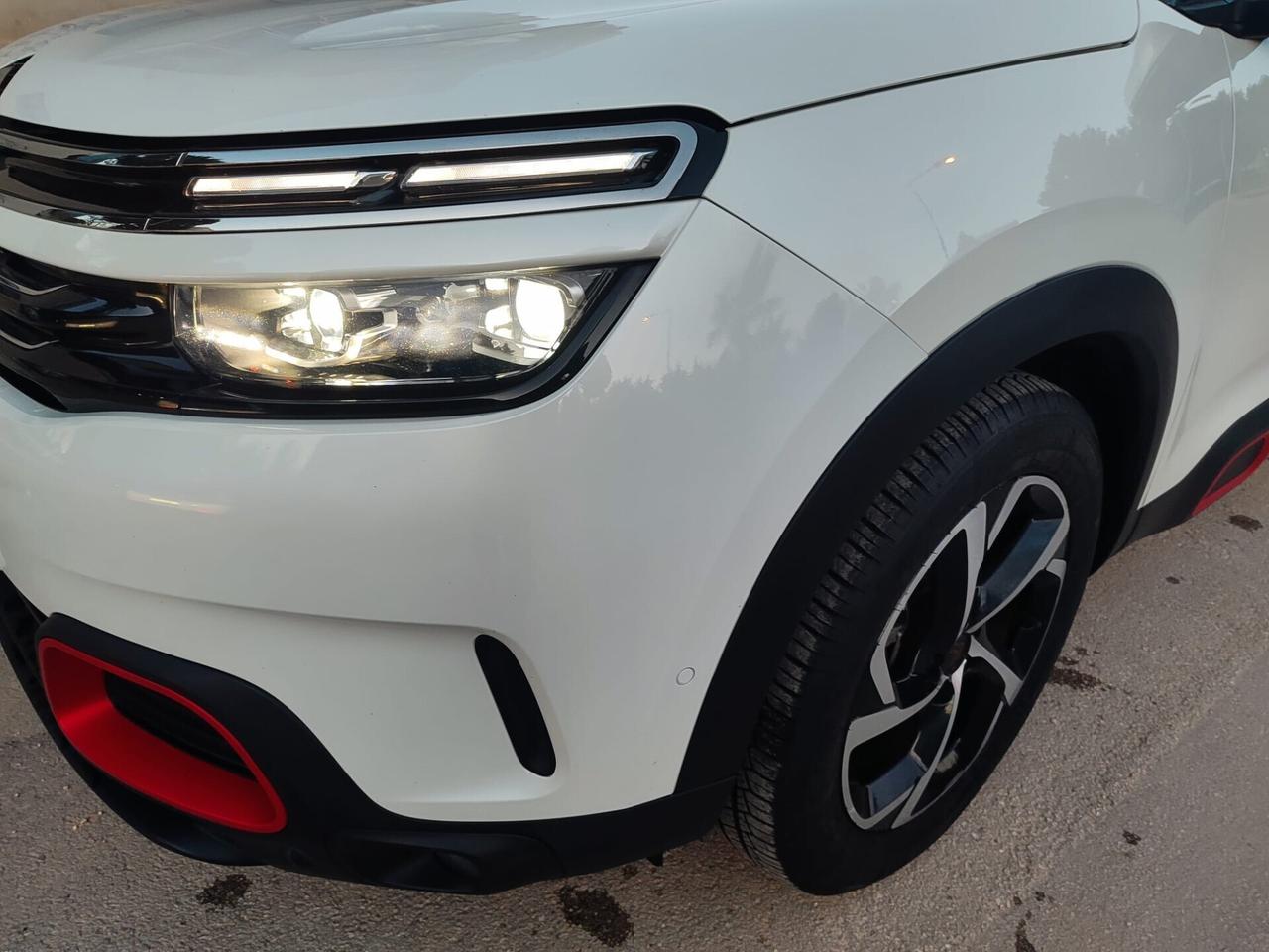 C5 Aircross 1.5 Bluehdi SHINE 130CV SUPER FULL !!