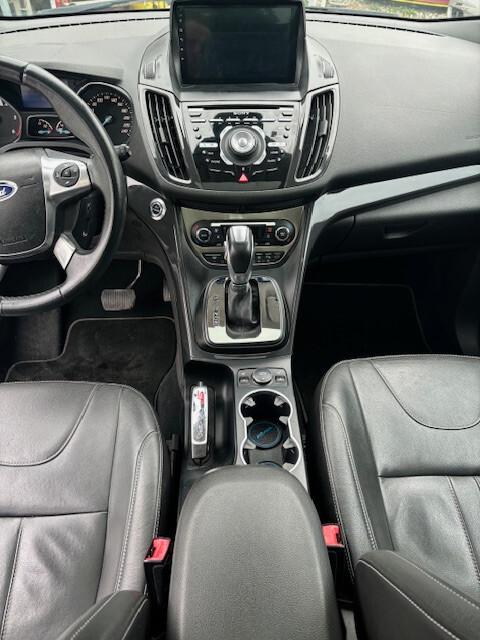 Ford Kuga 2.0 TDCI 140 CV 4WD Titanium