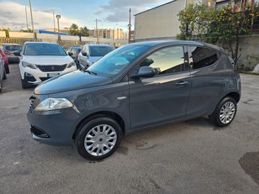 Lancia Ypsilon 0.9 TwinAir 85 CV 5 porte Metano Ecochic Elefantino
