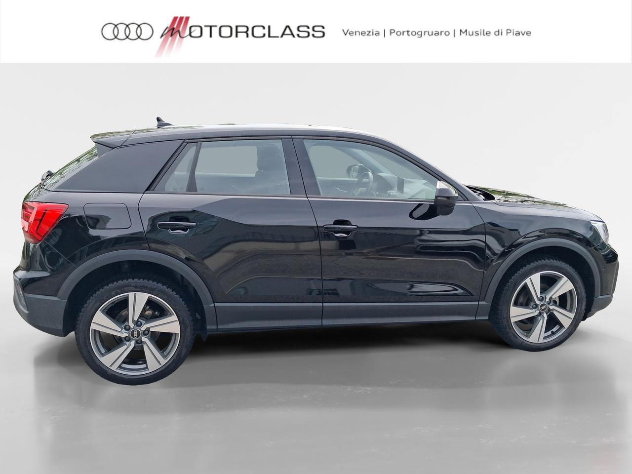 Audi Q2 30 2.0 tdi admired s tronic