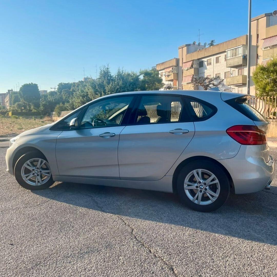 Bmw serie 216d - 116CV