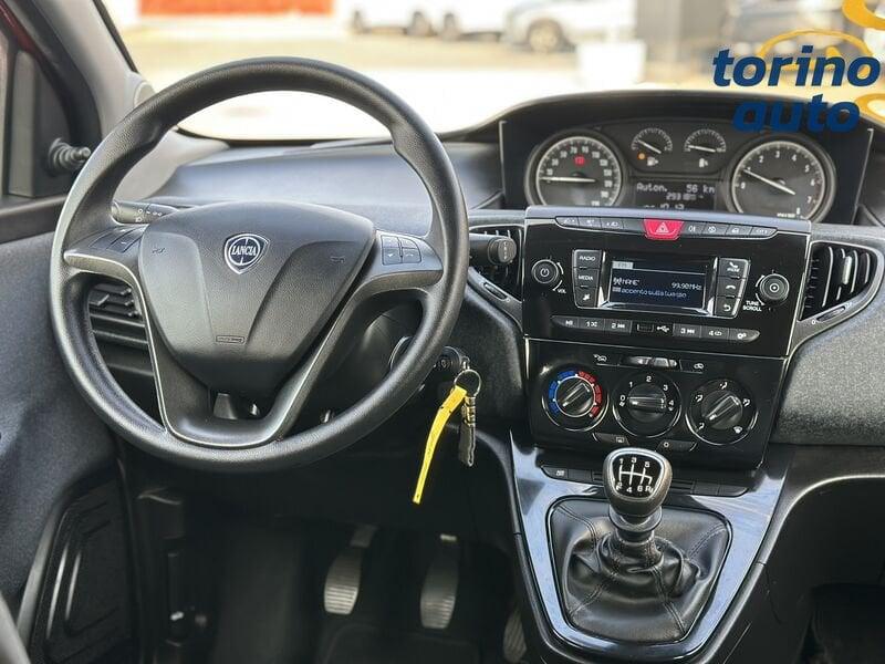 Lancia Ypsilon Ypsilon 1.0 firefly hybrid Silver s&s 70cv