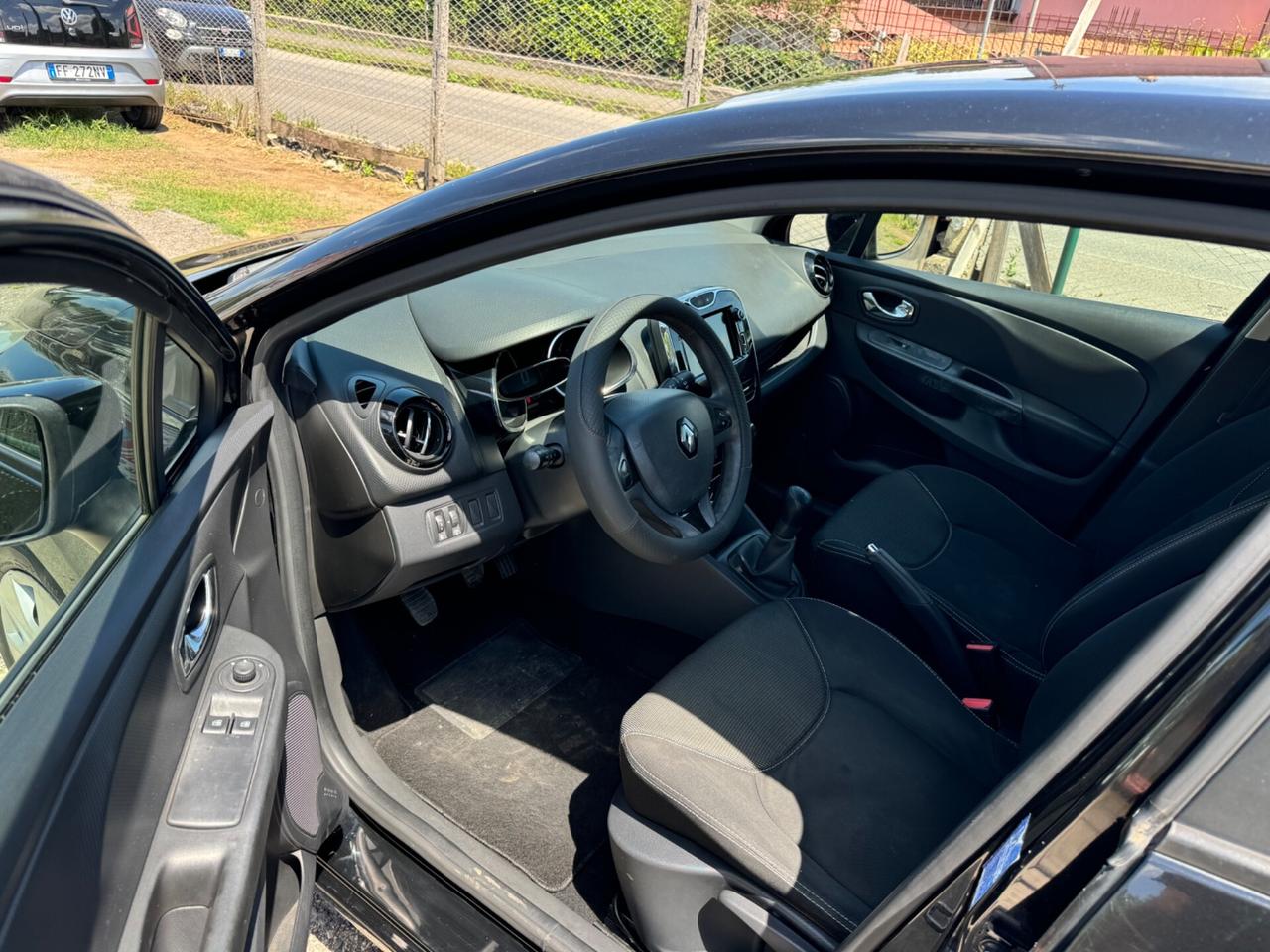 Renault Clio 1.5 dCi 8V 75CV 5 porte Live NEOPATENTATI