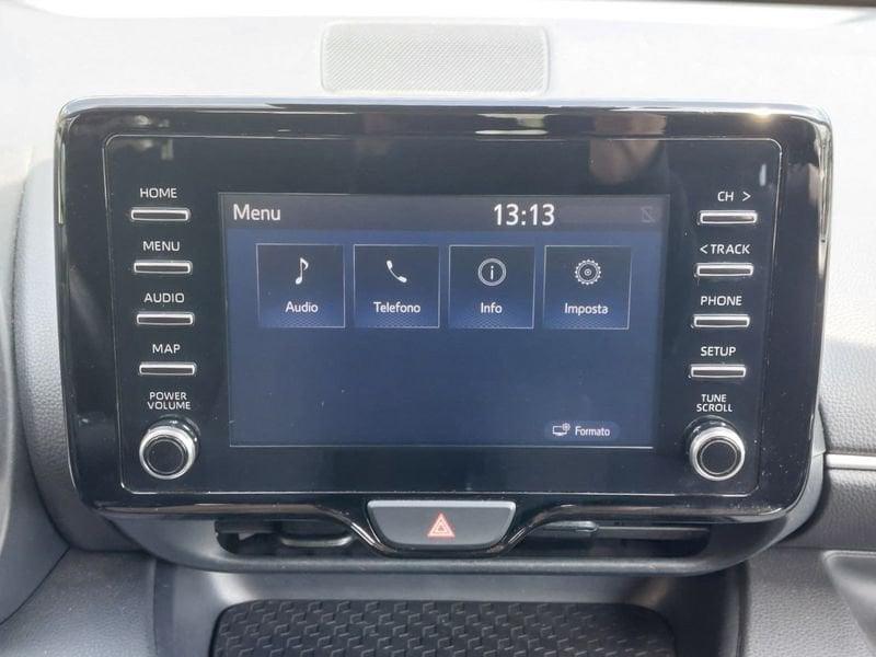 Toyota Yaris Hybrid Business