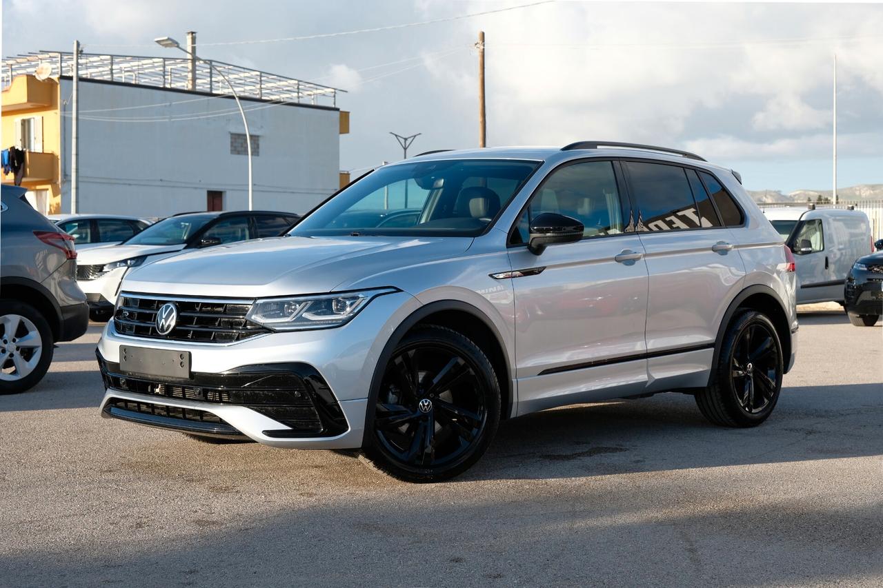 Volkswagen Tiguan 2.0 TDI 150 CV SCR DSG R-Line