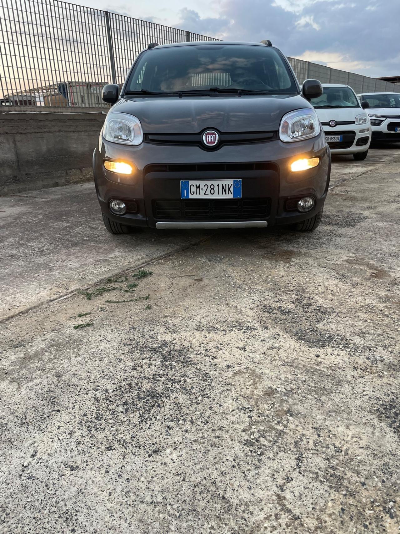 Fiat Panda 1.0 FireFly S&S Hybrid Garmin