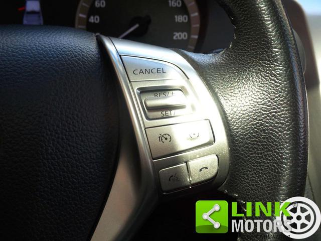 NISSAN Navara 2.3 dCi 190 CV 4WD Double Cab N-Guard