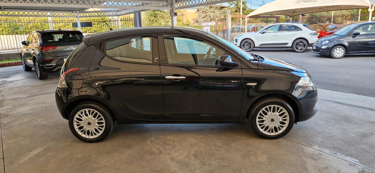 Lancia Ypsilon 1.3 Mjt 95cv 5 porte S&S Platinum