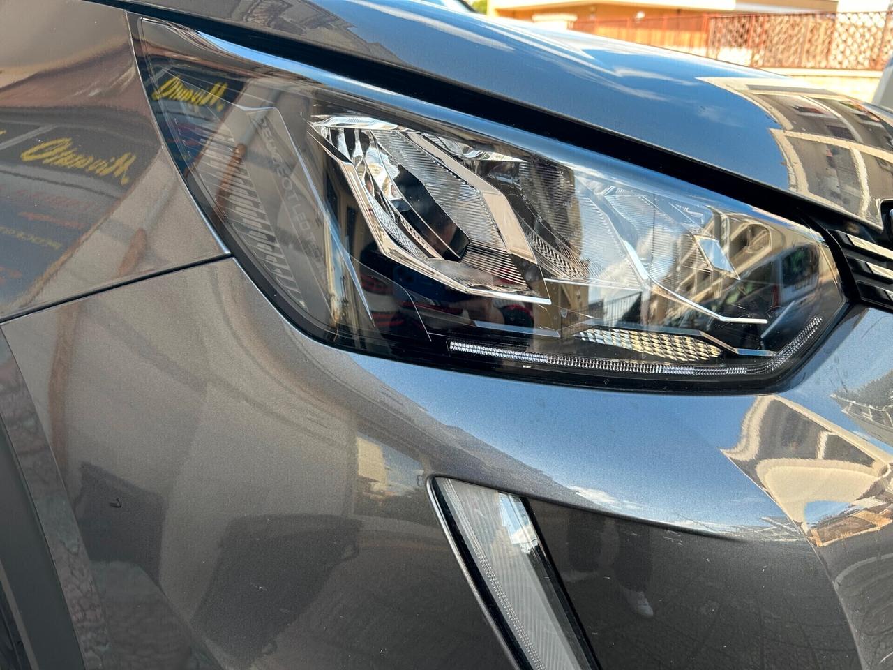 Peugeot 2008 BlueHDi 110 S&S ALLURE PACK