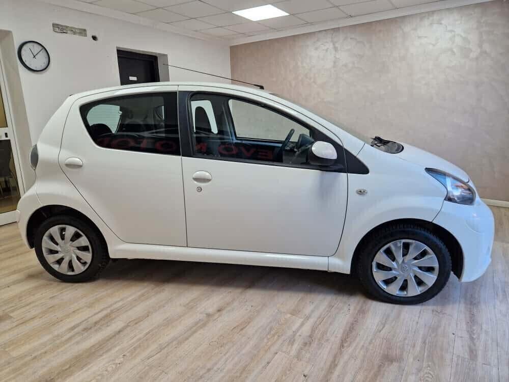 Toyota Aygo 1.0 EURO 5 neopatentati