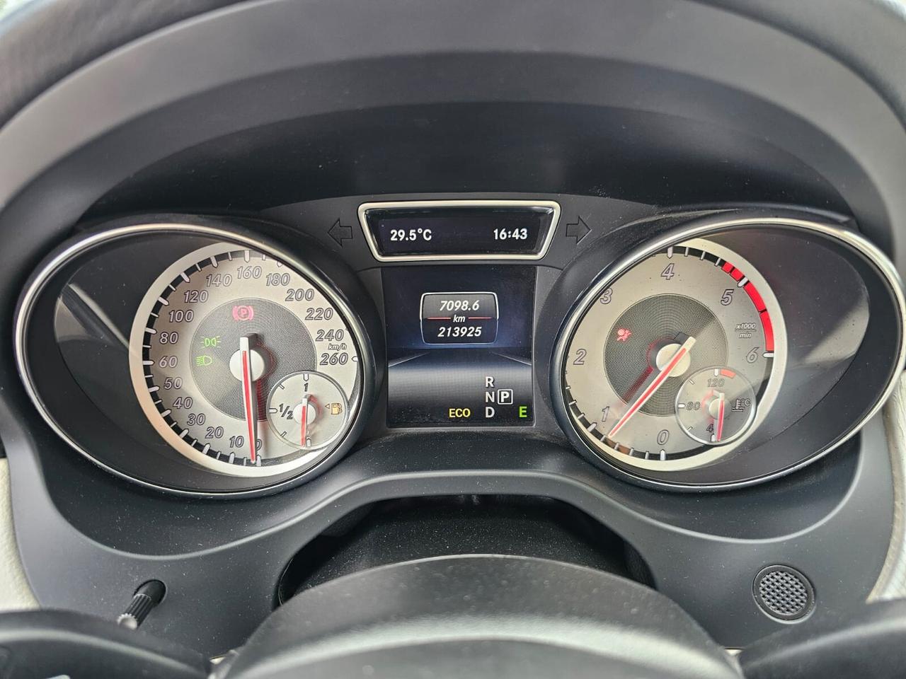 Mercedes-benz CLA 200 CDI Automatic Premium