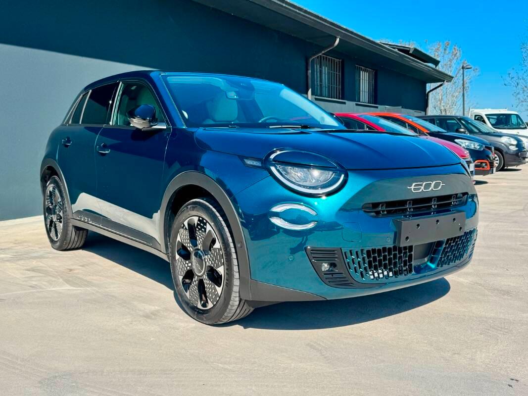 Fiat 600 1.2 hybrid La Prima 110cv auto