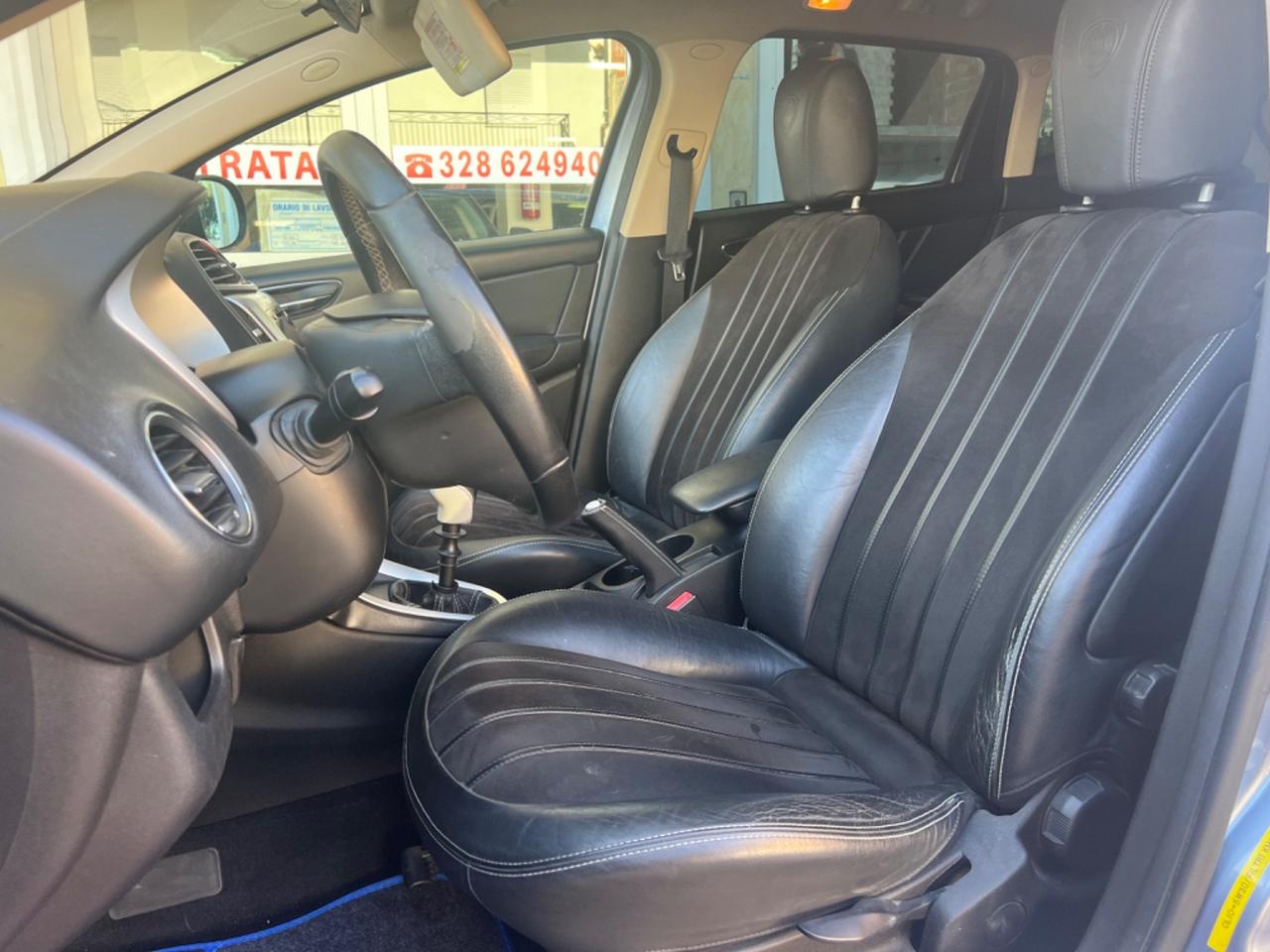 Lancia Delta 1.6 MJT DPF Platino