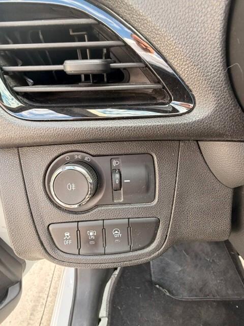 Opel Karl 1.0 73 CV GPL Advance