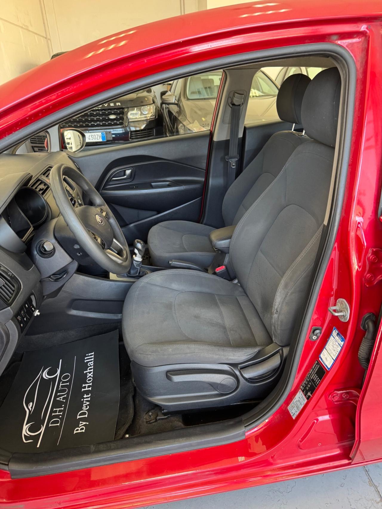 Kia Rio 1.1 CRDi WGT 5p. EX