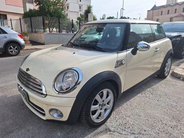 Mini 1.6 16V Abbey Road D