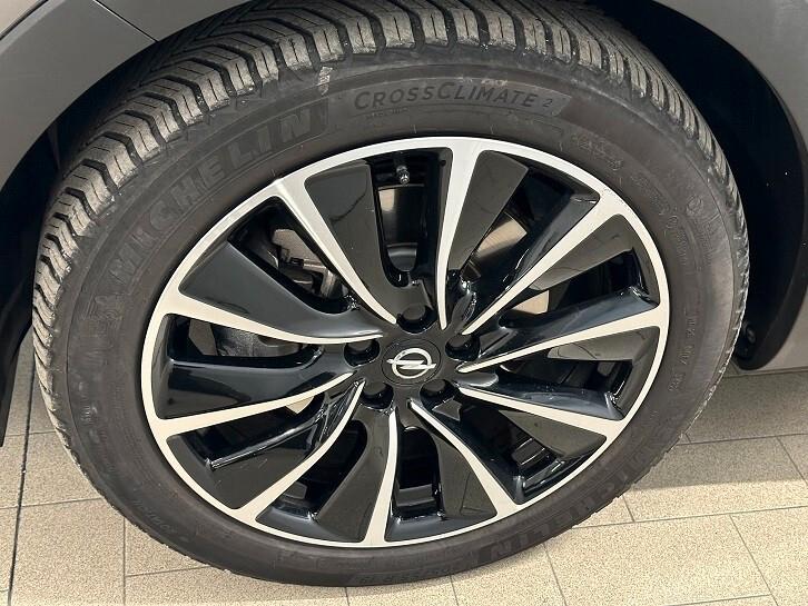Opel Grandland X 1.6 Hybrid4 Plug-in aut. AWD