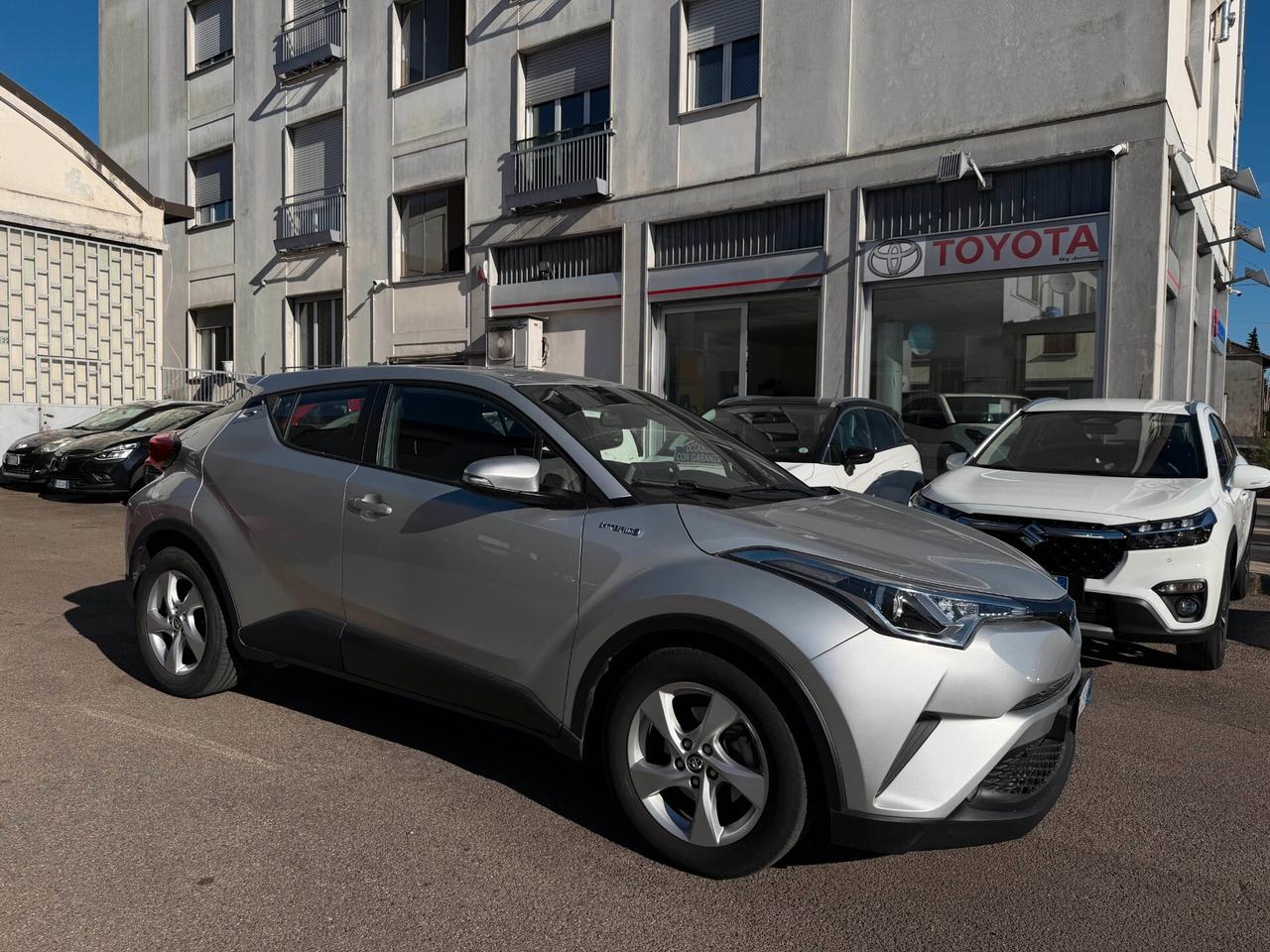 Toyota C-HR 1.8 Hybrid E-CVT Active NEOPATENTATI