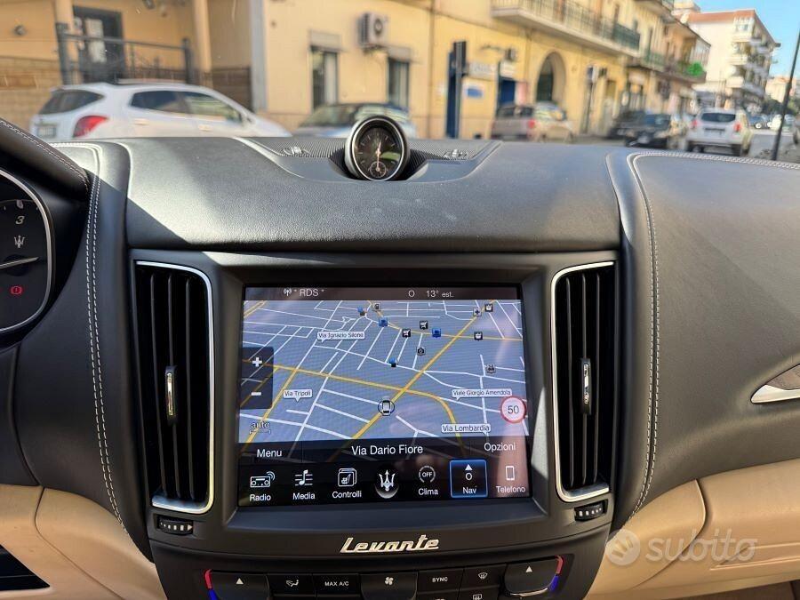 Maserati levante 3.0d 275 gransport certificata