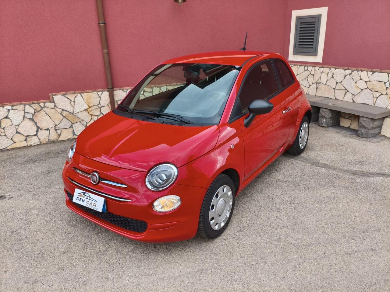 Fiat 500 1.0 Hybrid Red