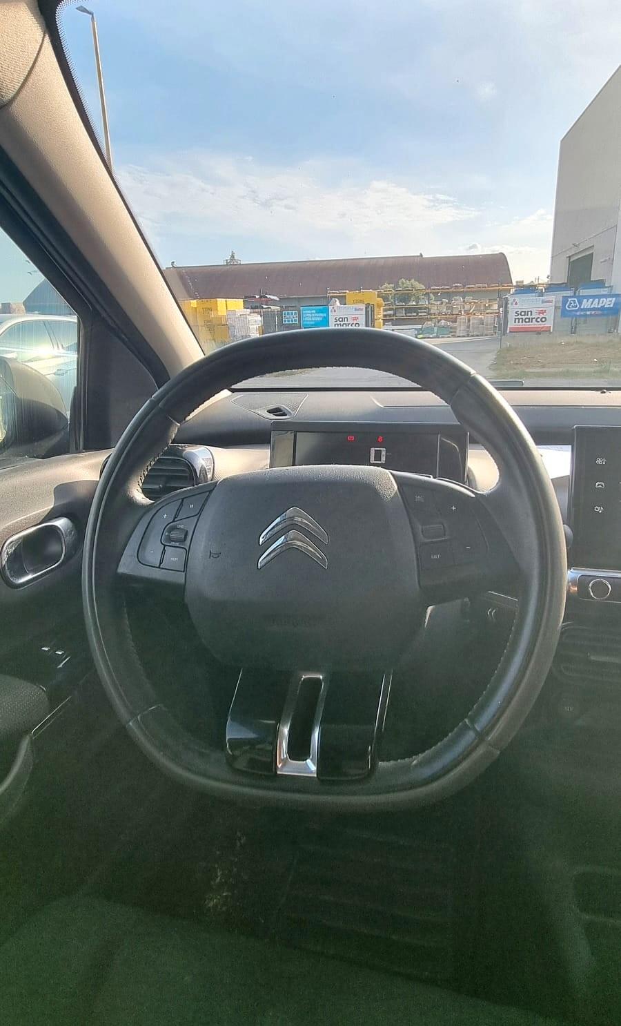Citroen C4 Cactus 1.6 BlueHDi 100 CV Shine
